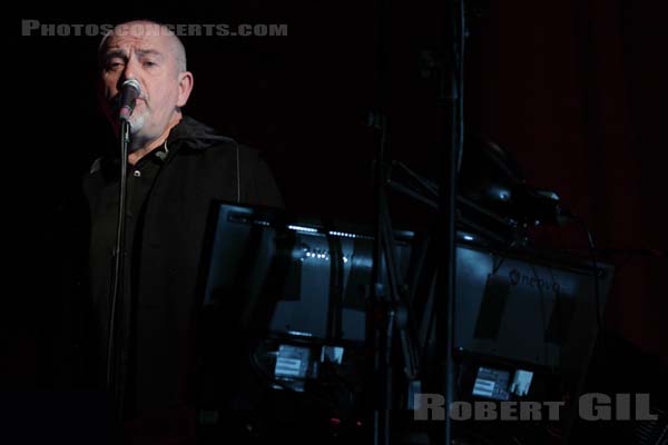 PETER GABRIEL - 2010-03-22 - PARIS - Bercy - 